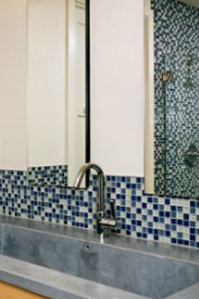 4613 Drummond 07 vert