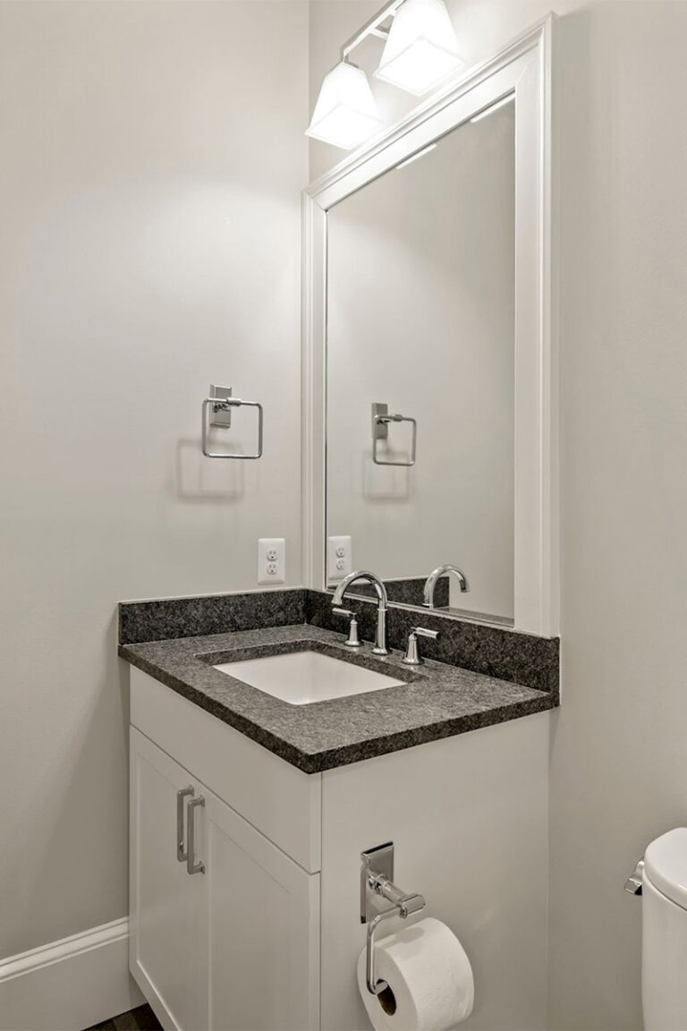 6008 Highland 25 vert