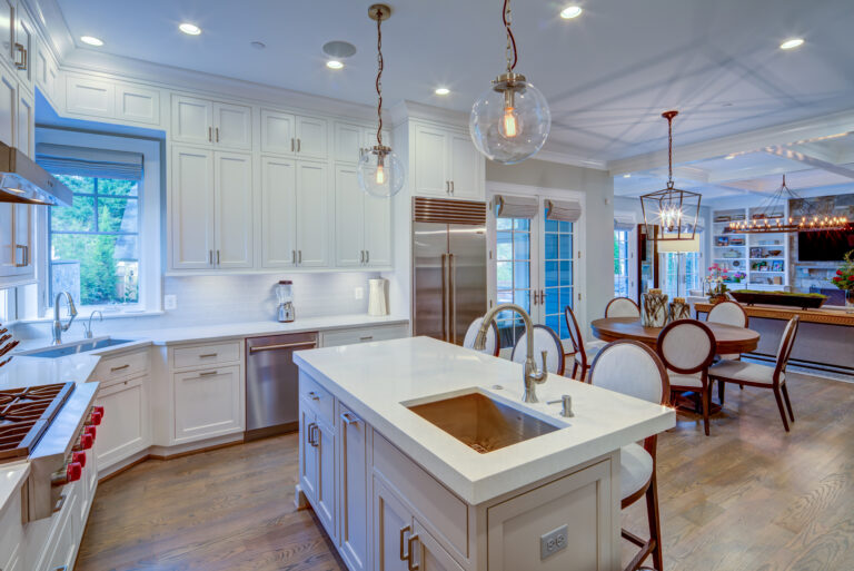 150 Brkfst2 7501 Hampden 050