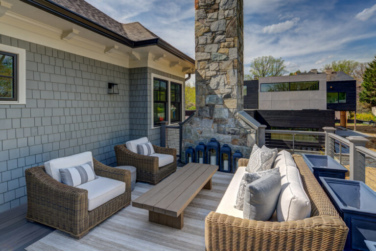 350 Master Balcony 2 7501 Hampden 014