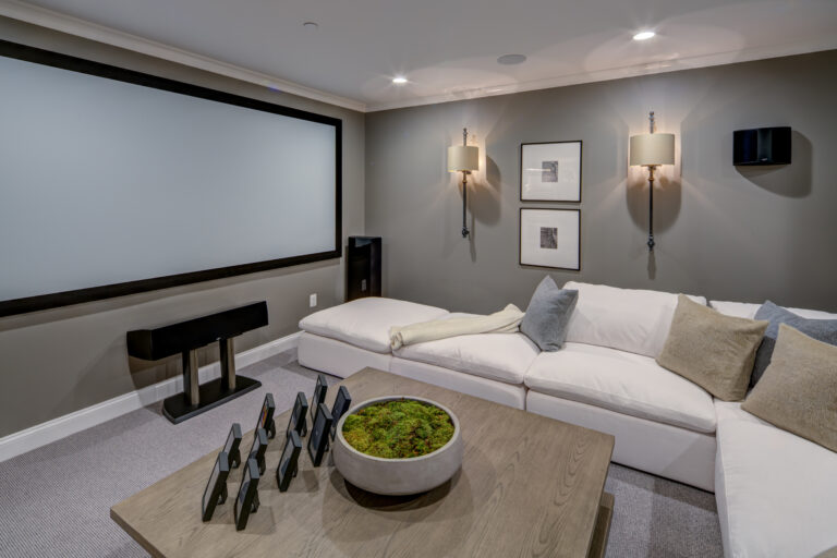 439 Home Theater Screen 7501 Hampden 031