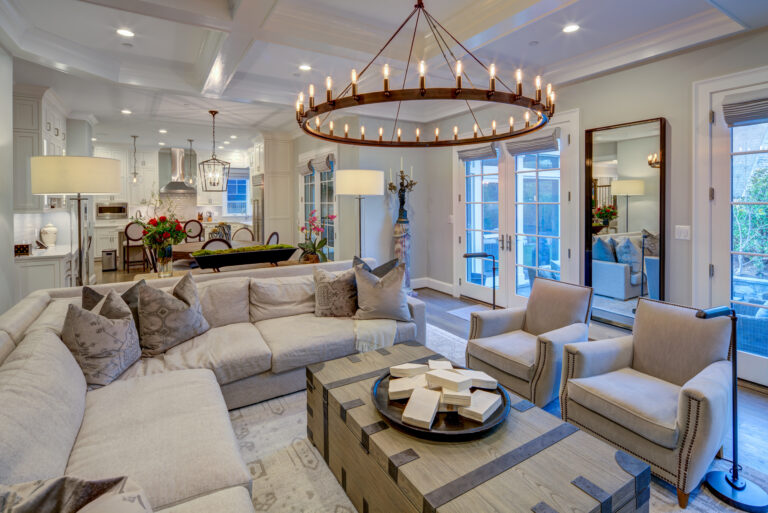 50 Great rm to Kitch2 7501 Hampden 054