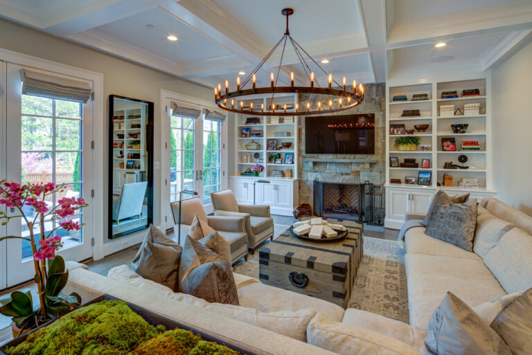 65 Great Room 7501 Hampden 039