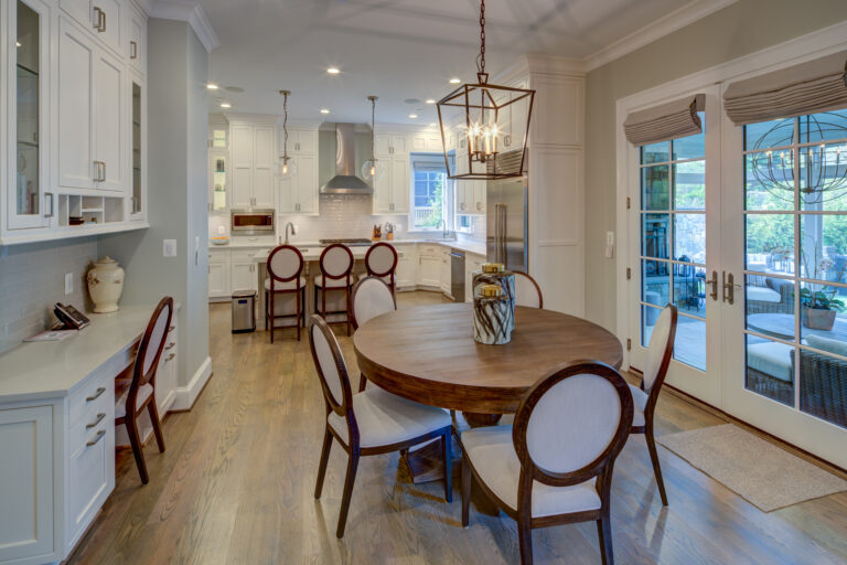 90 Brkfst2 7501 Hampden 042